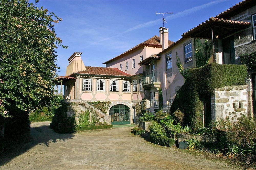לינה וארוחת בוקר ברסלוס Casa Dos Assentos De Quintiaes מראה חיצוני תמונה