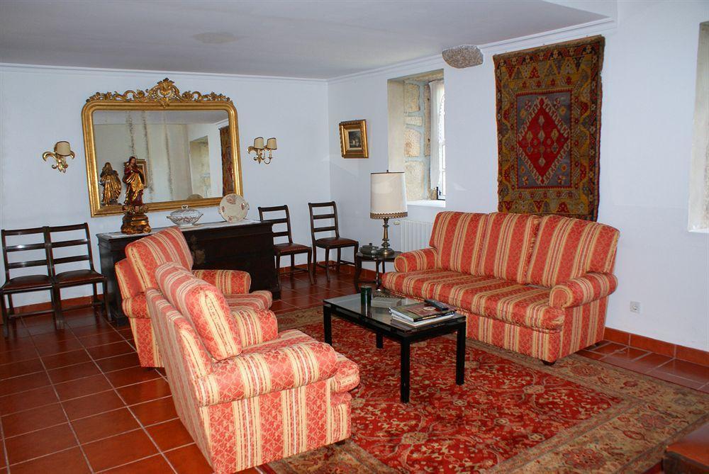 לינה וארוחת בוקר ברסלוס Casa Dos Assentos De Quintiaes מראה חיצוני תמונה