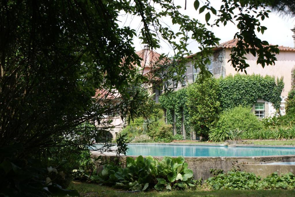 לינה וארוחת בוקר ברסלוס Casa Dos Assentos De Quintiaes מראה חיצוני תמונה