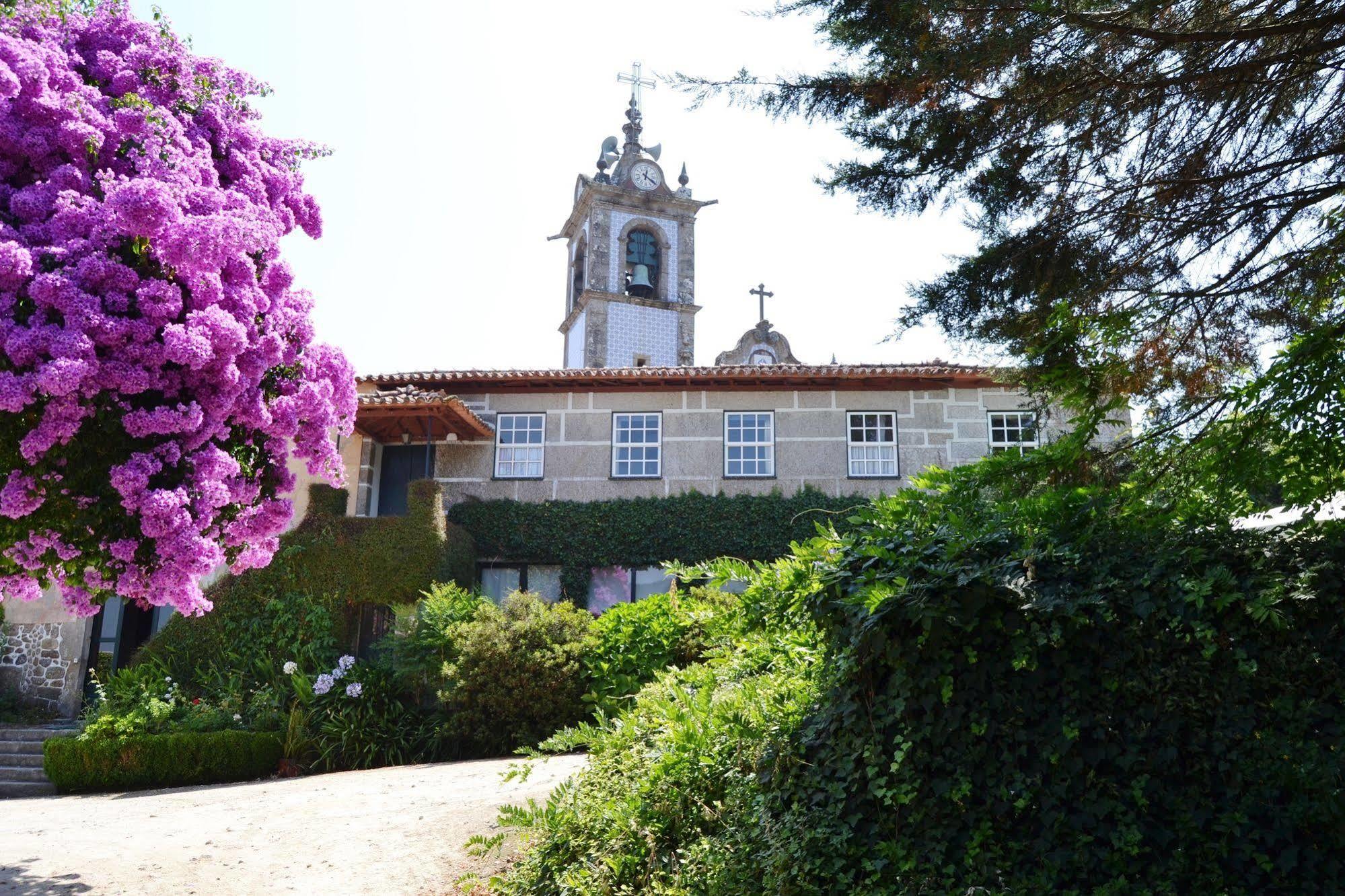 לינה וארוחת בוקר ברסלוס Casa Dos Assentos De Quintiaes מראה חיצוני תמונה